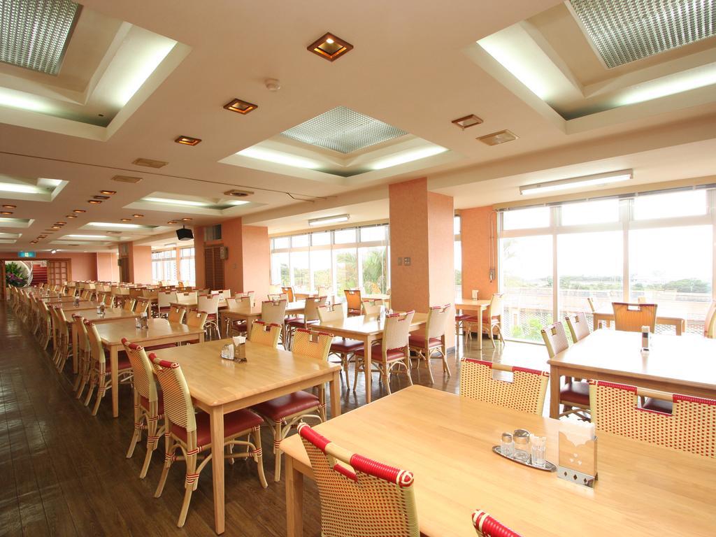 Motobu Green Park And Golf Course Exterior foto