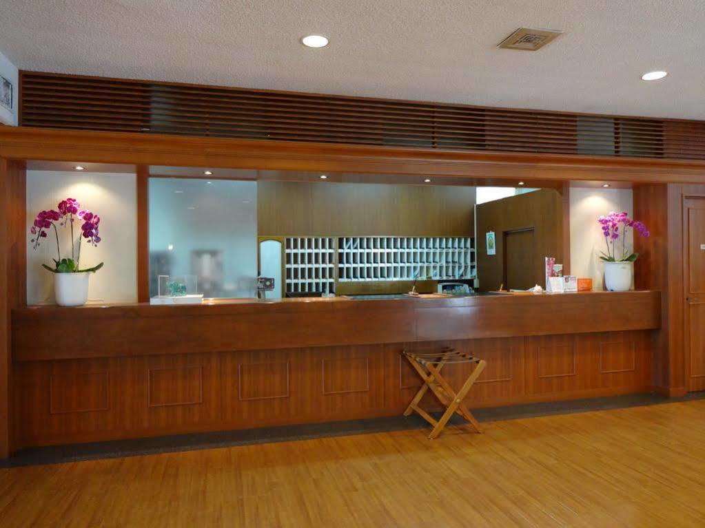 Motobu Green Park And Golf Course Exterior foto